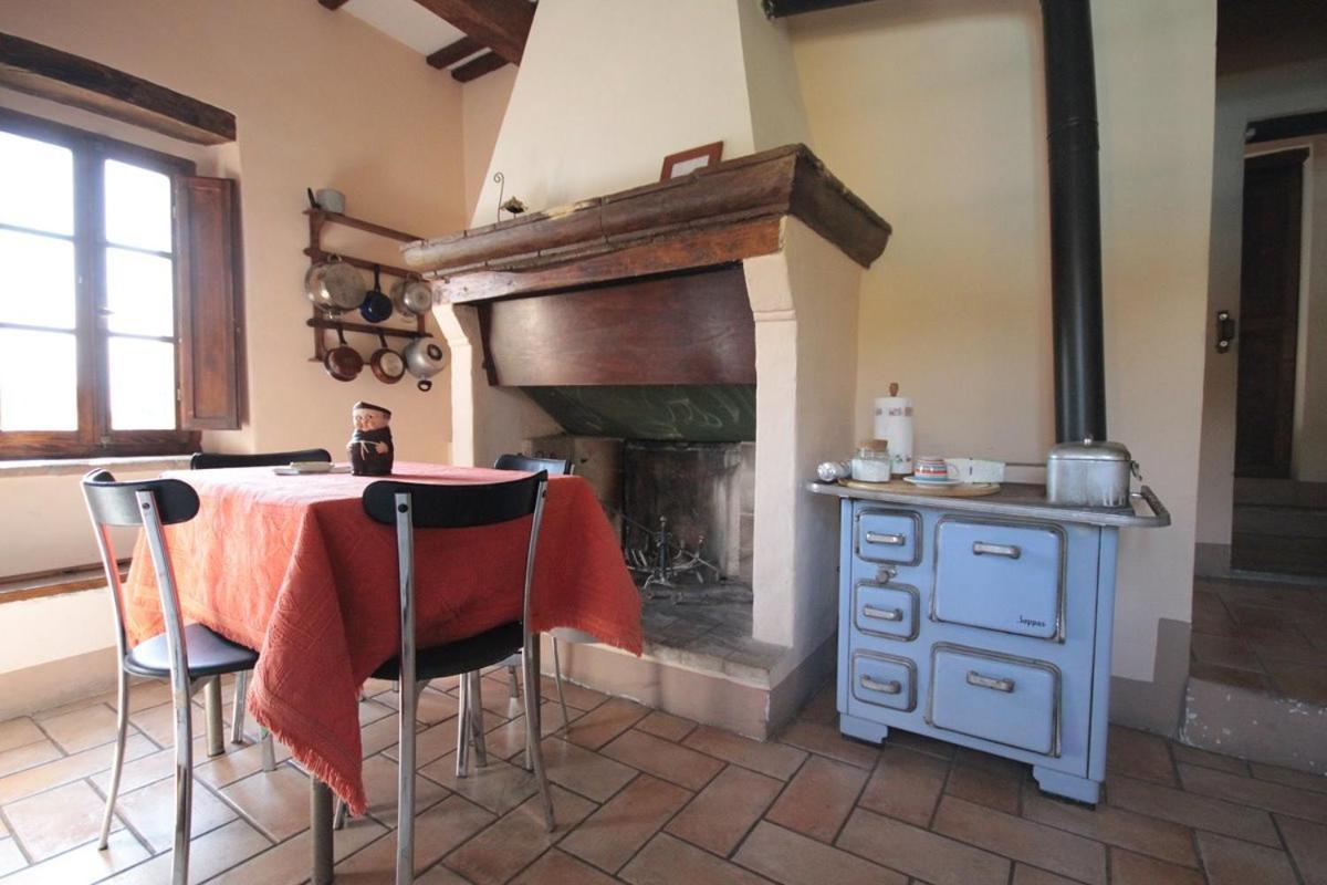 Casa Castellina Guest House Foligno Exterior photo